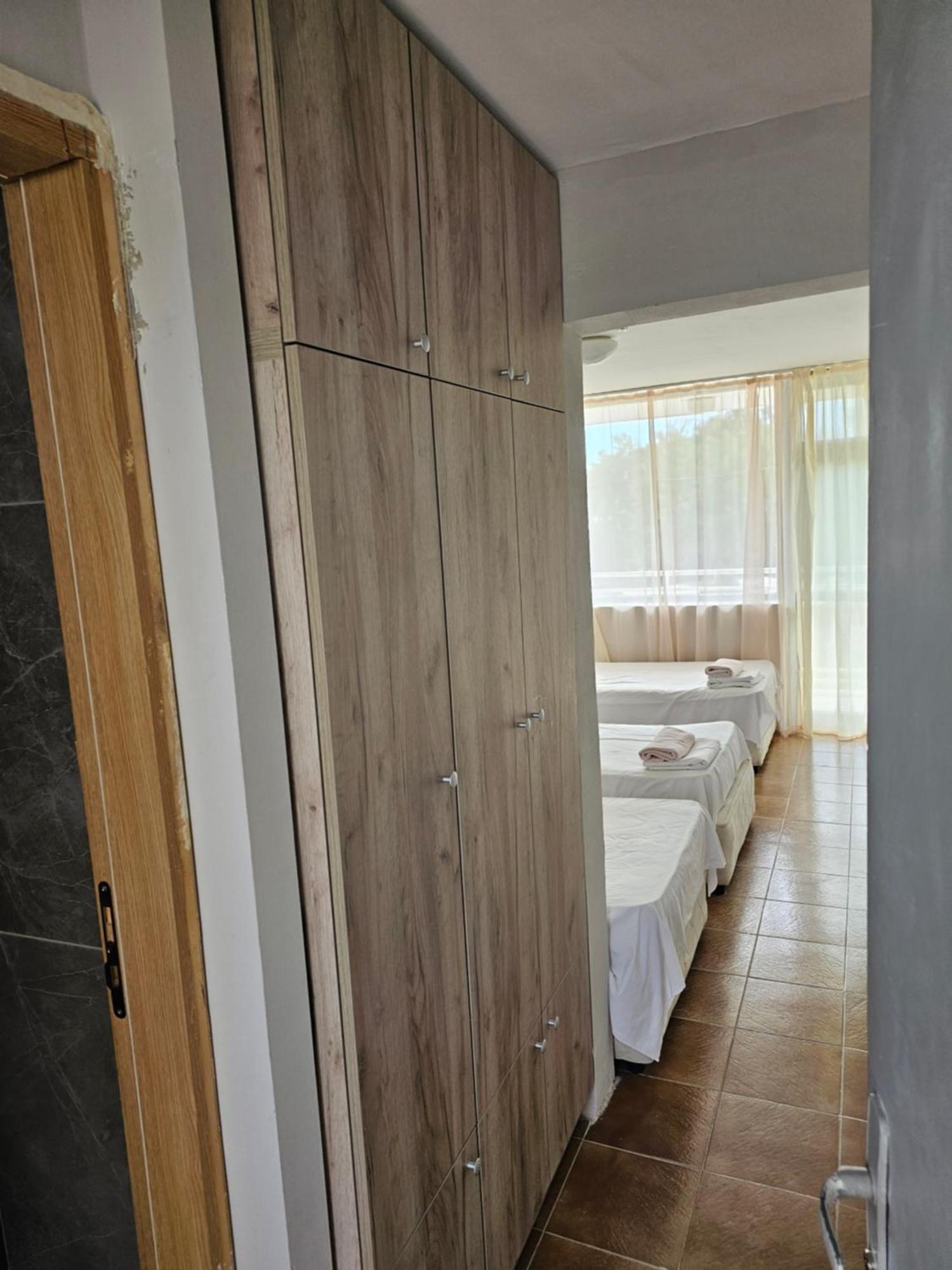 Hotel Phoenix Kranevo Buitenkant foto