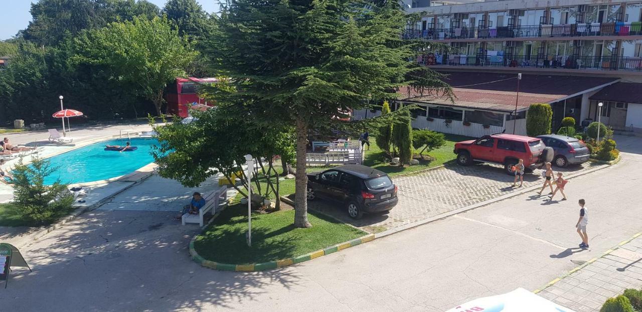 Hotel Phoenix Kranevo Buitenkant foto