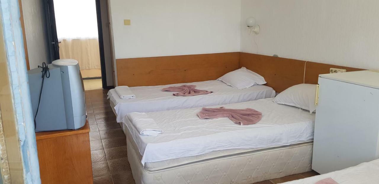 Hotel Phoenix Kranevo Buitenkant foto