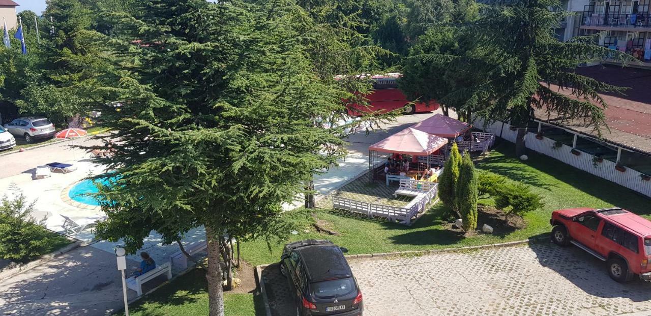 Hotel Phoenix Kranevo Buitenkant foto